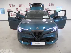 Alfa Romeo Junior SUV, Electric, 2027, Blue
