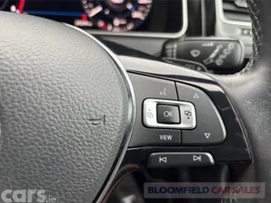Volkswagen Golf Hatchback, Petrol, 2019, Red