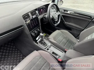 Volkswagen Golf Hatchback, Petrol, 2018, Grey