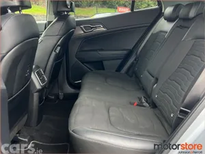Kia Sportage SUV, Diesel Hybrid, 2023, Grey