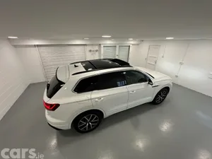 Volkswagen Touareg SUV, Diesel, 2023, White