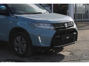 Suzuki Vitara SUV, Petrol Hybrid, 2027, Grey