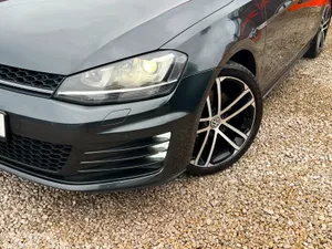Volkswagen Golf Hatchback, Diesel, 2017, Grey