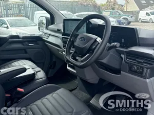 Ford Tourneo Custom MPV, Petrol Plug-in Hybrid, 2027, Grey
