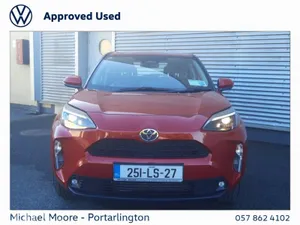 Toyota Yaris Cross Hatchback, Petrol Hybrid, 2025, Red