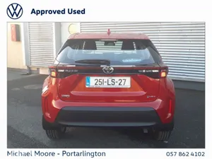 Toyota Yaris Cross Hatchback, Petrol Hybrid, 2025, Red