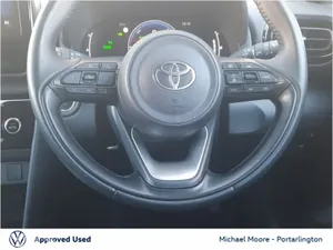 Toyota Yaris Cross Hatchback, Petrol Hybrid, 2025, Red