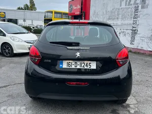 Peugeot 208 Hatchback, Petrol, 2016, Black