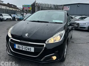Peugeot 208 Hatchback, Petrol, 2016, Black
