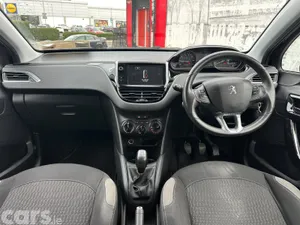 Peugeot 208 Hatchback, Petrol, 2016, Black