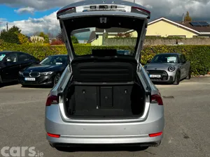 Skoda Octavia Saloon, Diesel, 2022, Grey