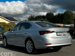 Skoda Octavia Saloon, Diesel, 2022, Grey