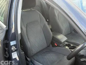 Volkswagen Golf Hatchback, Petrol Plug-in Hybrid, 2023, Grey