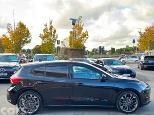 Ford Focus Hatchback, Diesel, 2023, Black