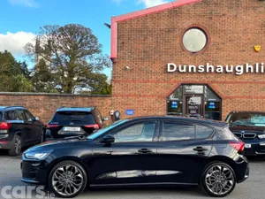 Ford Focus Hatchback, Diesel, 2023, Black