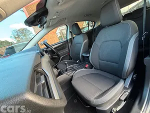 Ford Focus Hatchback, Diesel, 2023, Black