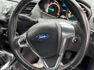 Ford Fiesta Hatchback, Petrol, 2016, Black