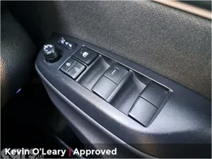Toyota Yaris Hatchback, Petrol Hybrid, 2021, Silver