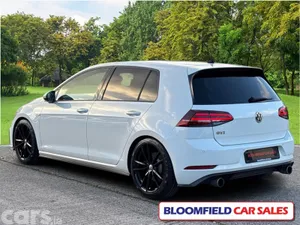 Volkswagen Golf Hatchback, Petrol, 2017, White