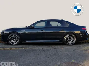 BMW 7-Series Saloon, Petrol Plug-in Hybrid, 2026, Black