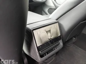 Tesla Model Y MPV, Electric, 2026, Grey