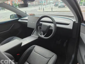 Tesla Model Y MPV, Electric, 2026, Grey