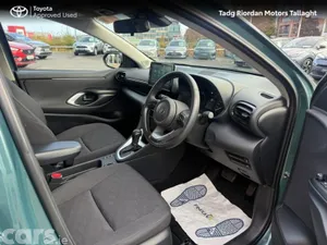 Toyota Yaris Hatchback, Petrol Hybrid, 2026, Green