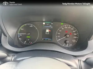 Toyota Yaris Hatchback, Petrol Hybrid, 2026, Green