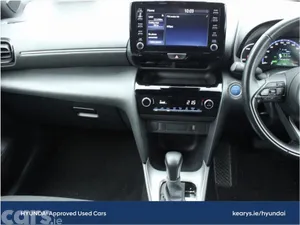 Toyota Yaris Cross Hatchback, Petrol Hybrid, 2024, Yellow