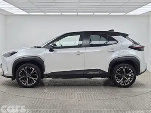 Toyota Yaris Cross SUV, Petrol Hybrid, 2024, White