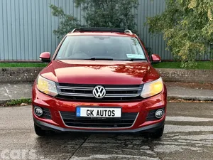 Volkswagen Tiguan SUV, Diesel, 2015, Red