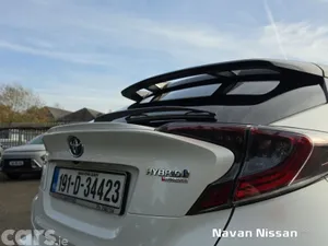 Toyota C-HR Hatchback, Petrol Hybrid, 2019, White
