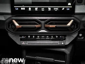 Dacia Bigster SUV, Petrol Hybrid, 2025, Black