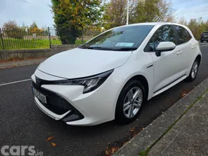 Toyota Corolla Hatchback, Petrol Hybrid, 2021, White