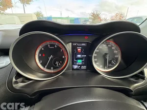 Suzuki Swift Hatchback, Petrol Hybrid, 2018, White