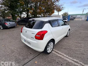 Suzuki Swift Hatchback, Petrol Hybrid, 2018, White