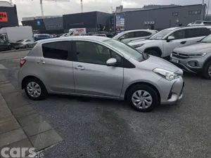 Toyota Vitz Hatchback, Petrol, 2018, Silver