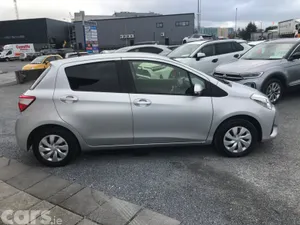 Toyota Vitz Hatchback, Petrol, 2018, Silver