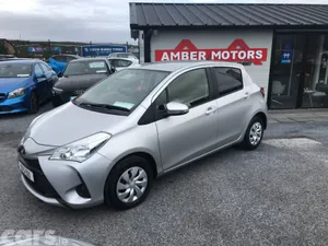 Toyota Vitz Hatchback, Petrol, 2018, Silver
