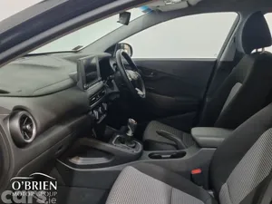 Hyundai KONA MPV, Petrol, 2022, Black