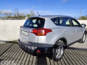 Toyota RAV4 SUV, Diesel, 2014, Silver