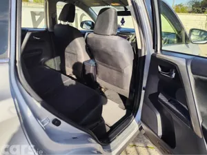 Toyota RAV4 SUV, Diesel, 2014, Silver