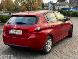 Peugeot 308 Hatchback, Petrol, 2017, Red