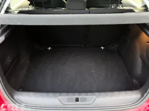 Peugeot 308 Hatchback, Petrol, 2017, Red