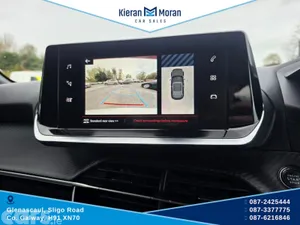 Peugeot 2008 MPV, Petrol, 2023, Red