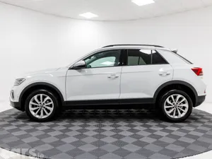 Volkswagen T-Roc MPV, Diesel, 2025, White