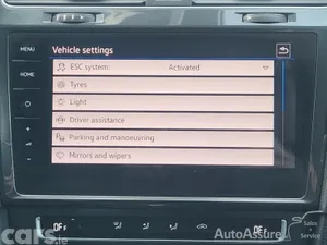 Volkswagen Golf Estate, Petrol, 2019, Gold