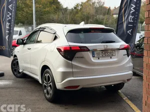 Honda Vezel Estate, Petrol Hybrid, 2018, White