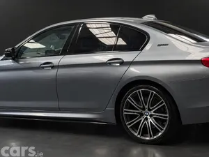 BMW 5-Series Saloon, Petrol Plug-in Hybrid, 2018, Blue
