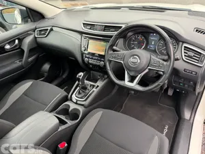 Nissan Qashqai MPV, Petrol, 2021, White